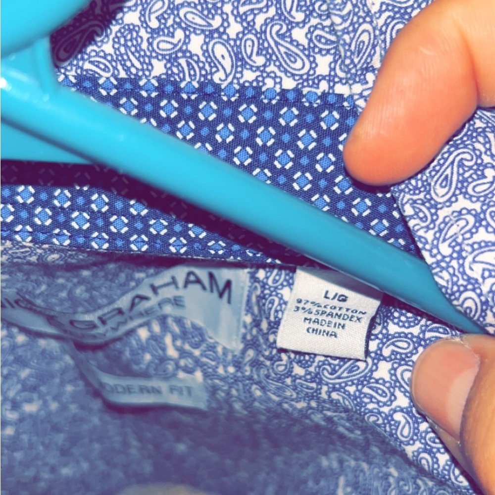 Button up - Picture 3 of 3